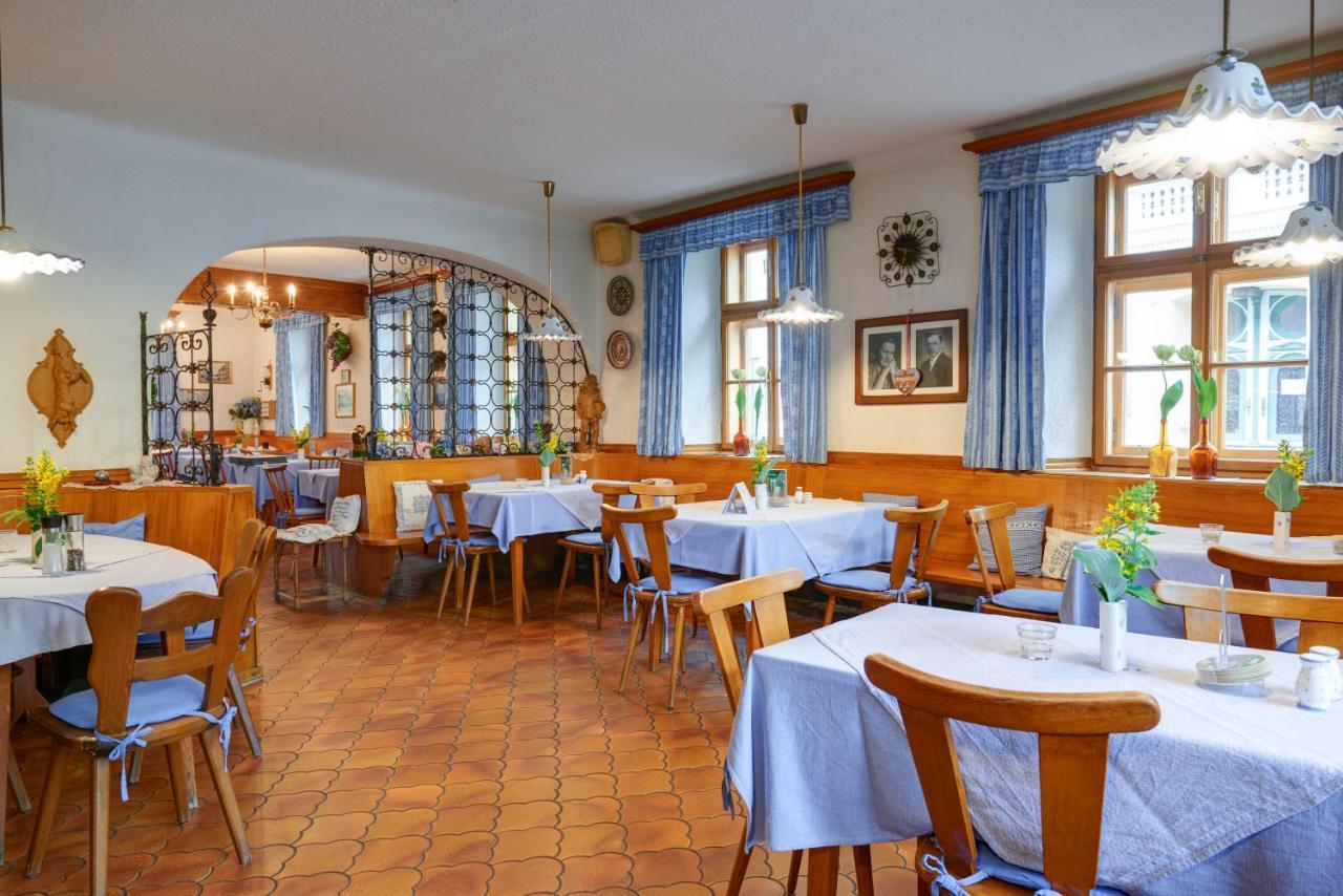 Gasthof Hametner Mit Innviertlerhof Mit Direktem Zugang Zur Therme Mediterrana Durch Unseren Garten! باد هول المظهر الخارجي الصورة