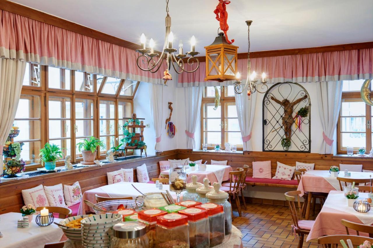 Gasthof Hametner Mit Innviertlerhof Mit Direktem Zugang Zur Therme Mediterrana Durch Unseren Garten! باد هول المظهر الخارجي الصورة